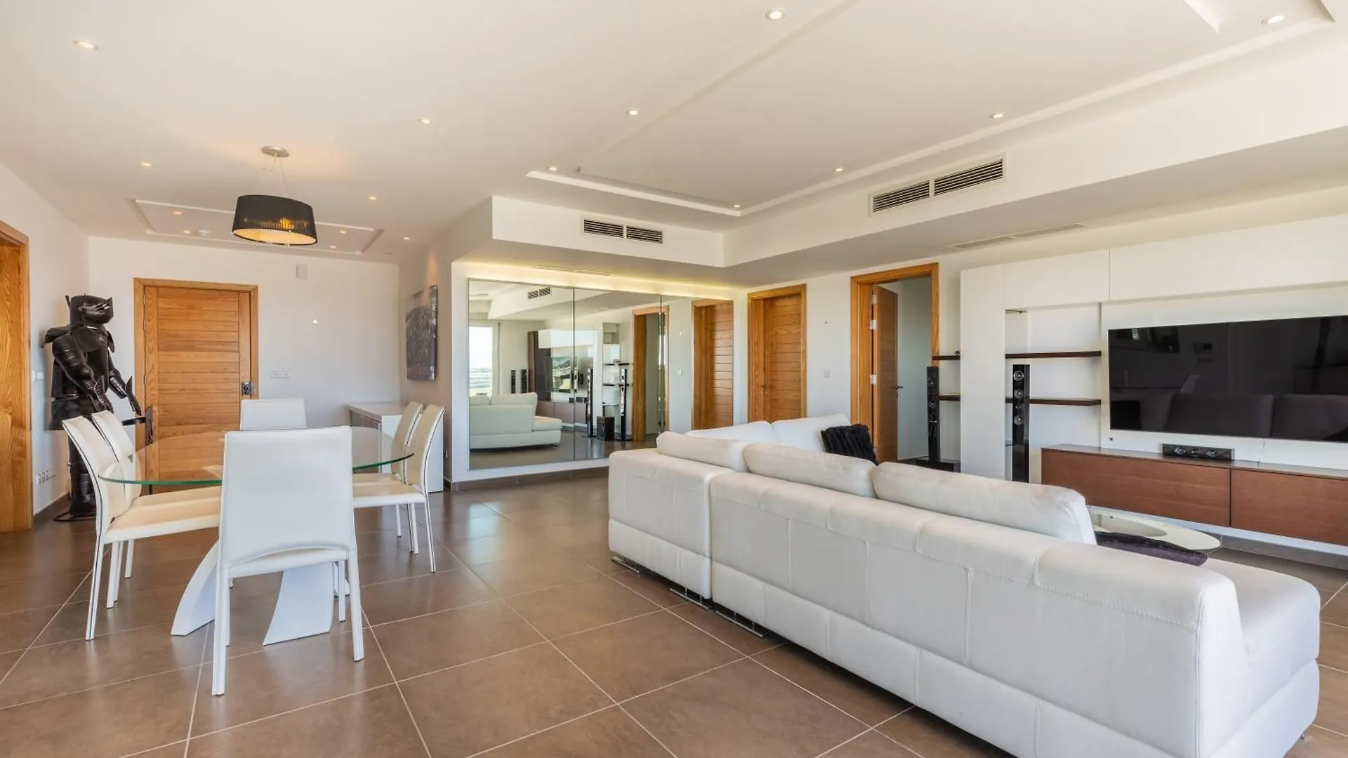 Malta - Best Panoramic Penthouse Sliema Apartment