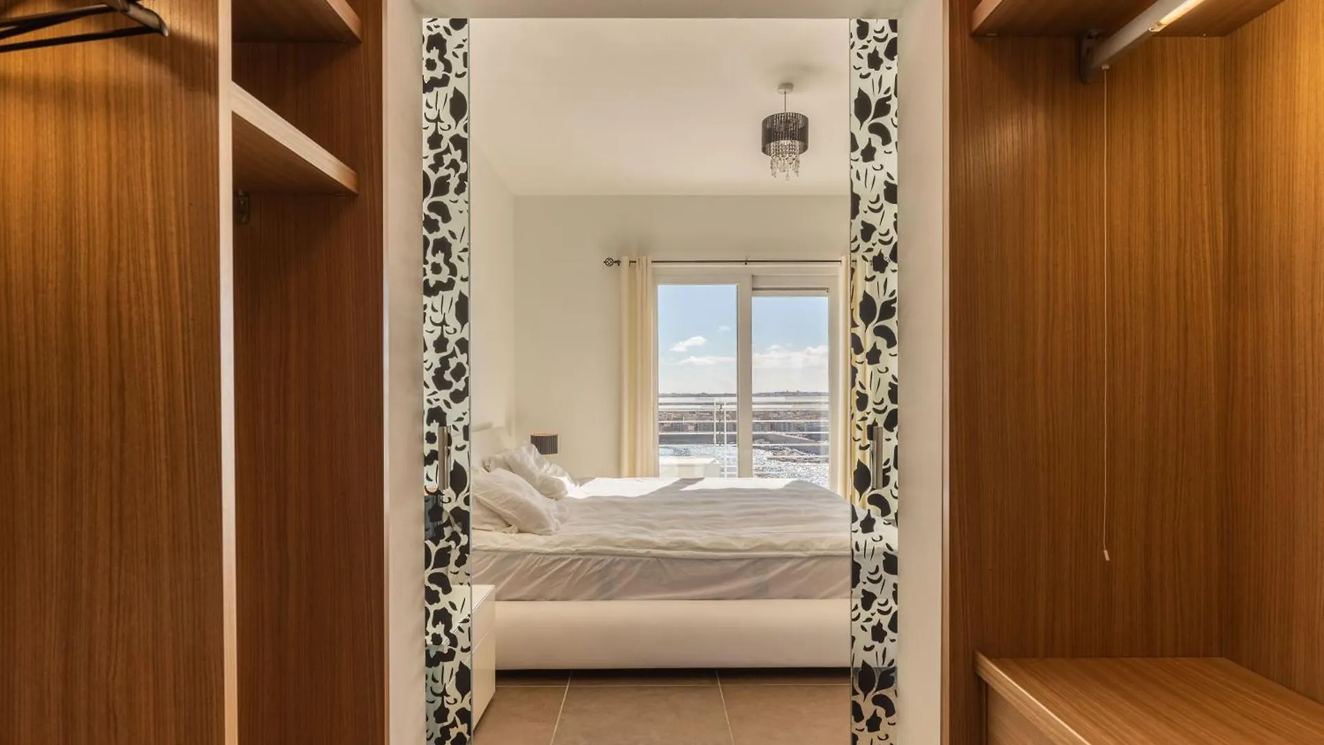 Malta - Best Panoramic Penthouse Sliema 0*,